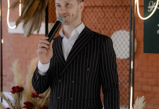 Ведущий Данил Сила - слайд 19