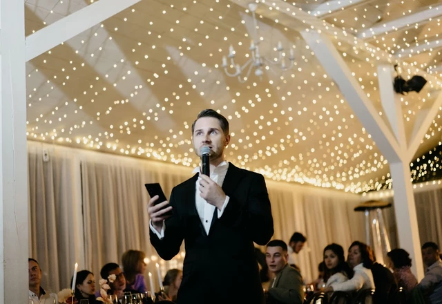 Ведущий Данил Сила  - фото 1