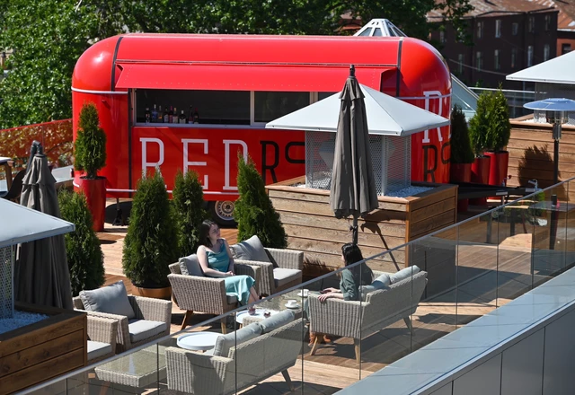 Гостинично-ресторанный комплекс Red Stars / Рэд Старс Event-пространство Red Roof на крыше отеля  - фото 9