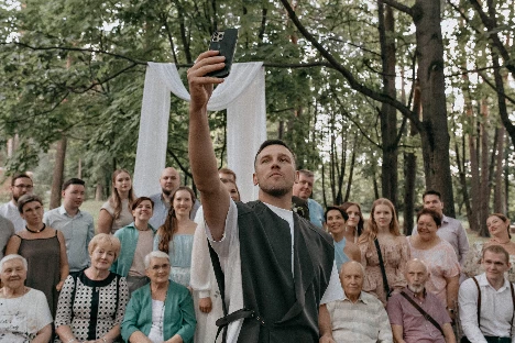 Ведущий Дмитрий Чураков - фото 15