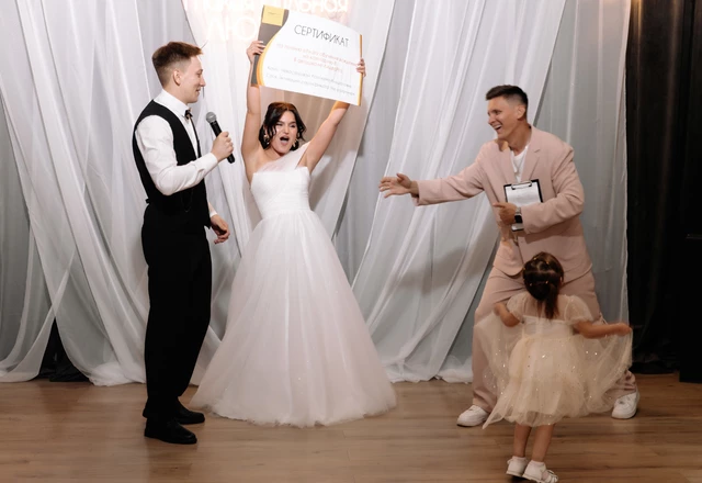 Ведущий Владислав Поздеев - фото 6