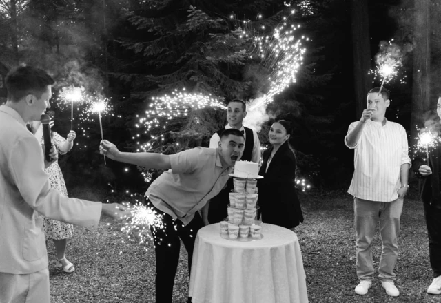 Ведущий Владислав Поздеев - слайд 8