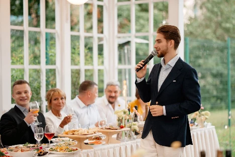 Ведущий в счастье Дмитрий Захаров - фото 6