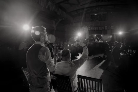 Ведущий Дмитрий Захаров - фото 16