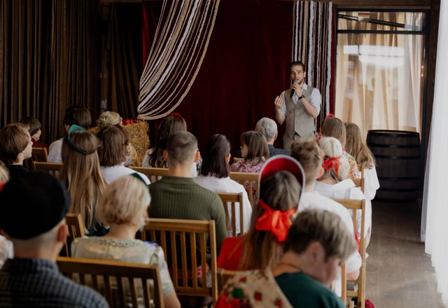 Ведущий в счастье Дмитрий Захаров - фото 2