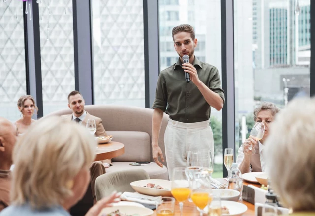 Ведущий в счастье Дмитрий Захаров - фото 6