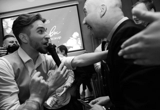 Ведущий в счастье Дмитрий Захаров - слайд 9