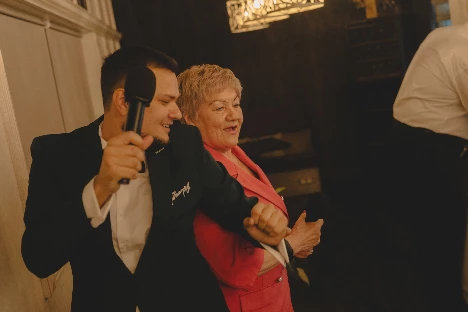 Ведущий Бондаренко Максим - фото 17