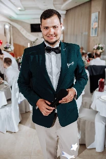 Ведущий Бондаренко Максим - фото 19