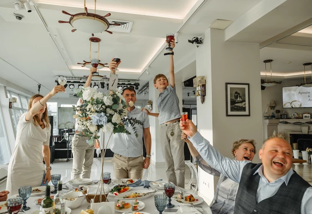 Ведущий Бондаренко Максим - слайд 20