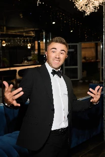 Ведущий Илья Козырь - фото 6