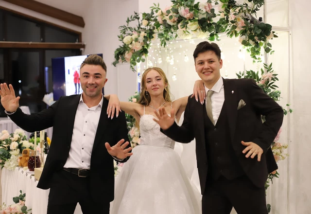 Ведущий Илья Козырь - фото 5