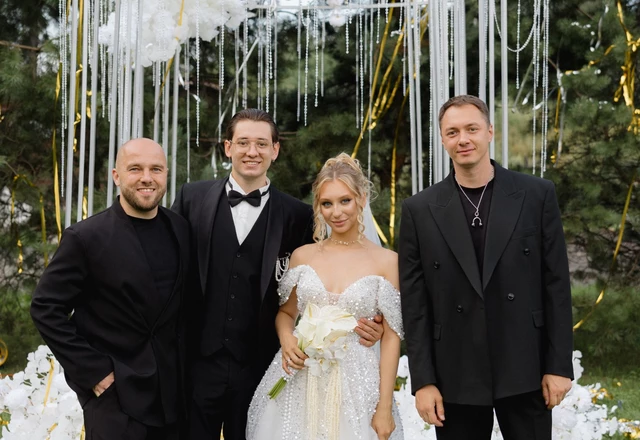 Ведущий Андрей Валуев - фото 2