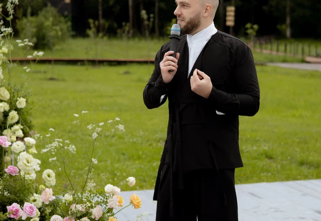 Ведущий Андрей Валуев - слайд 13