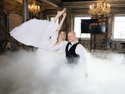 Ведущий Алексей Кузнецов - фото 13