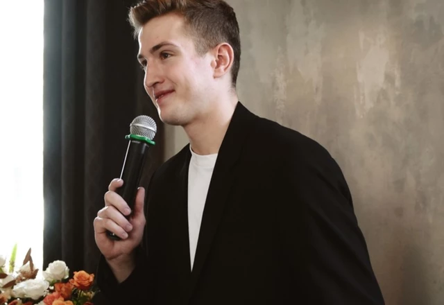 Ведущий Павел Кузнецов - фото 4