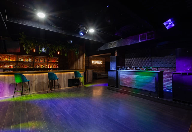 Банкетный зал Репаблик Холл / Republic Hall Зал «Клуб» с танцполом - фото 7