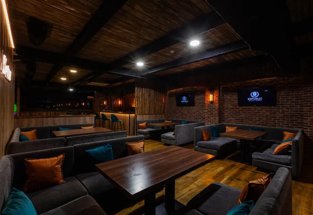 Банкетный зал Репаблик Холл / Republic Hall Зал «Клуб» с танцполом - фото 10