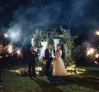 Ведущий Михаил Жигалов - фото 17