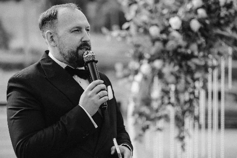 Ведущий Михаил Жигалов - фото 5