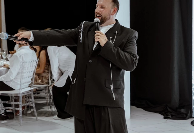 Ведущий Михаил Жигалов - слайд 11