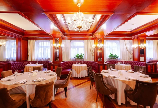 Ресторан «Айхал» Банкетный зал ресторана