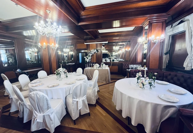 Ресторан «Айхал» Банкетный зал ресторана - фото 7