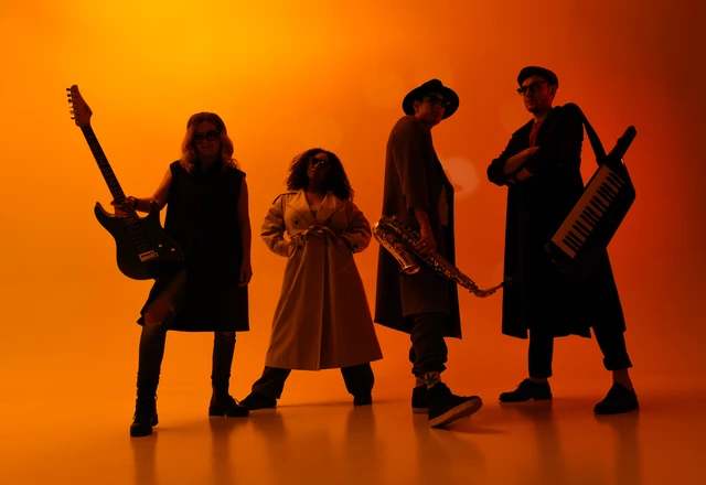 Кавер-группа 'Имаджинейшн' - слайд 12