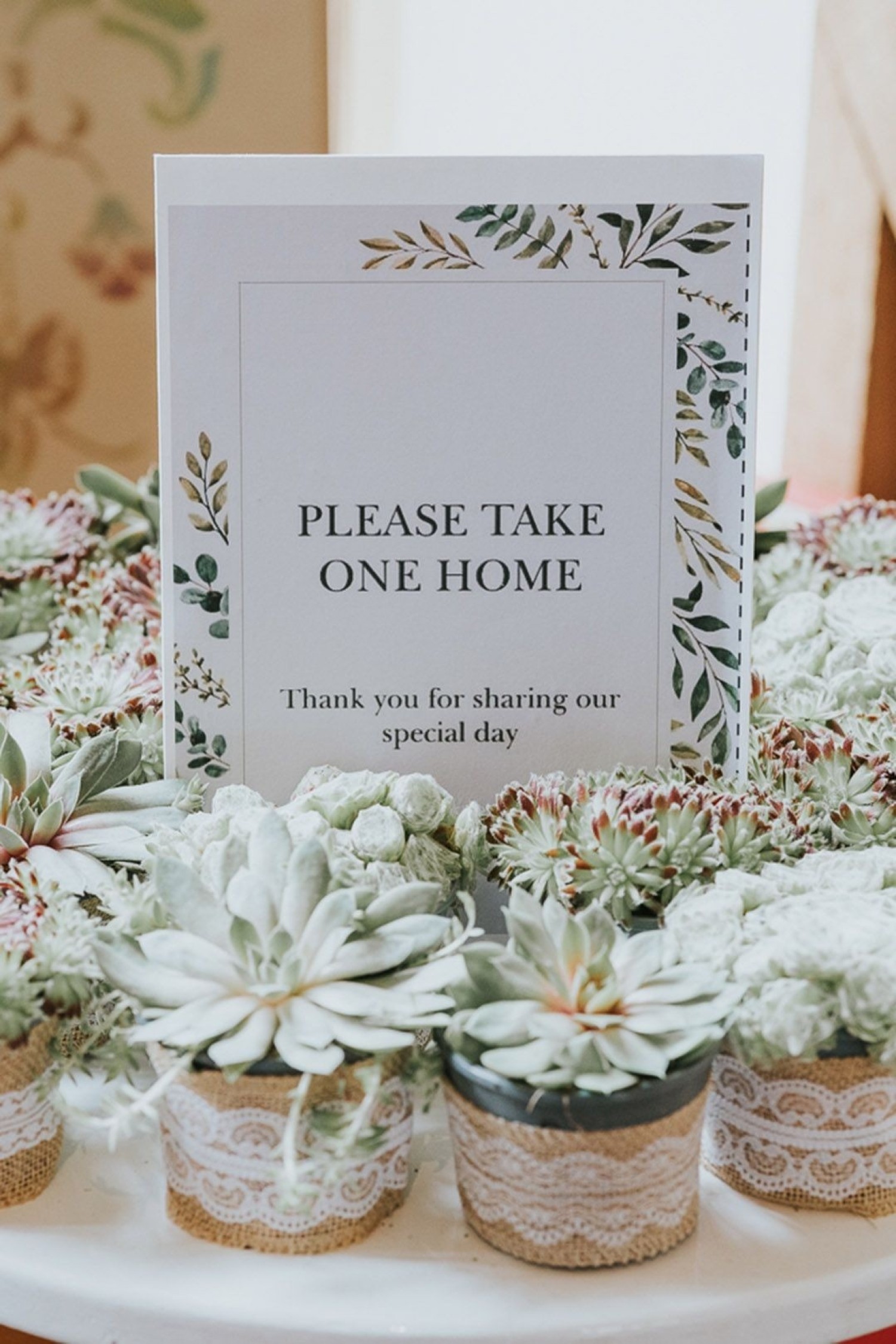 Идеи подарков для гостей на свадьбе